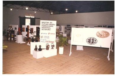 Mostra de 1986, nas dependências do armazém da Companhia Paulista